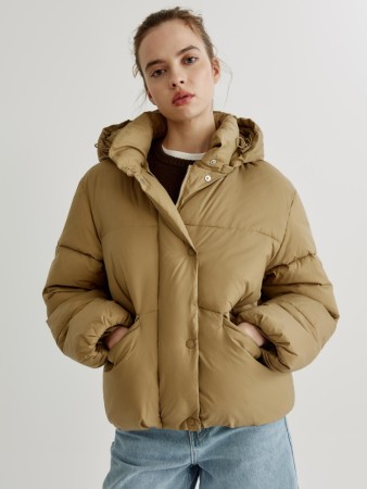 базовая куртка с водоотталкивающей пропиткой фотография