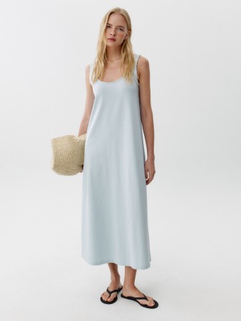 базовое трикотажное платье макси без рукавов фотография