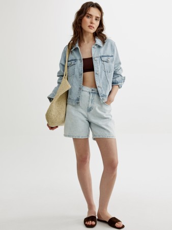 базовые джинсовые шорты со средней посадкой - женские шорты