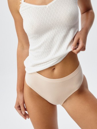 базовые трусы-слипы - женская одежда на высокой посадке 