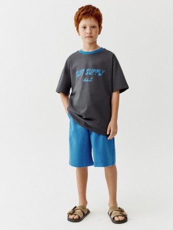 базовые удлиненные шорты для мальчиков фотография