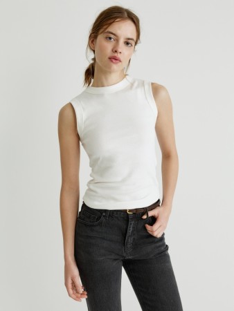 базовый топ в рубчик фотография