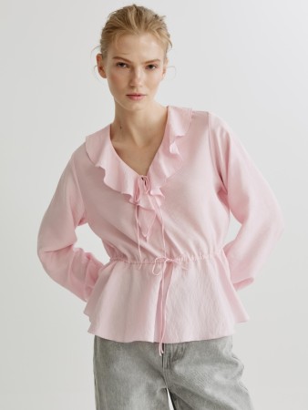блуза с баской и оборками - женская одежда