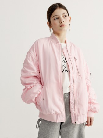 бомбер оверсайз для девочек фотография