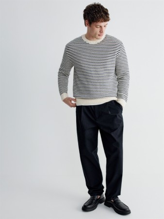 брюки прямого кроя из хлопка - мужская одежда, обувь и аксессуары со складками 