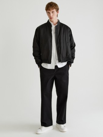 брюки прямого кроя фотография