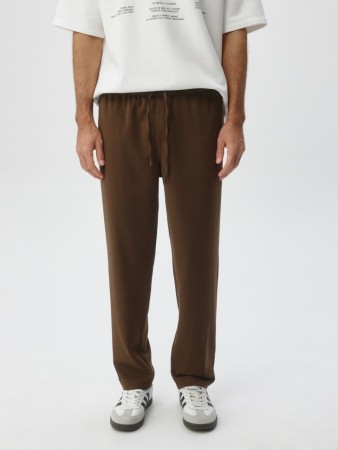 брюки slim fit со средней посадкой фотография