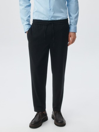 брюки slim fit со средней посадкой фотография