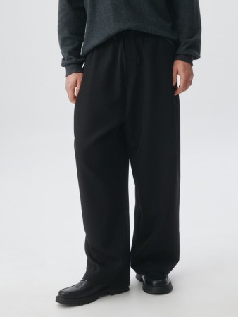 брюки wide leg со складками фотография