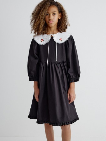 черное платье со съемным воротником для девочек фотография