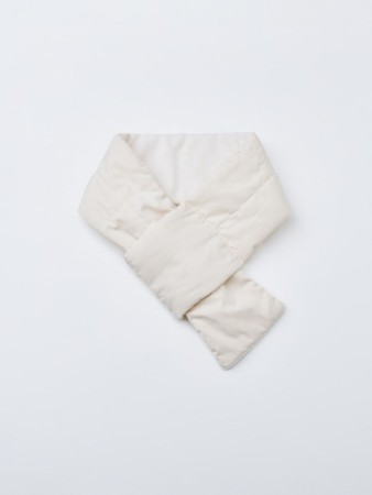 длинный стеганый шарф для девочек фотография