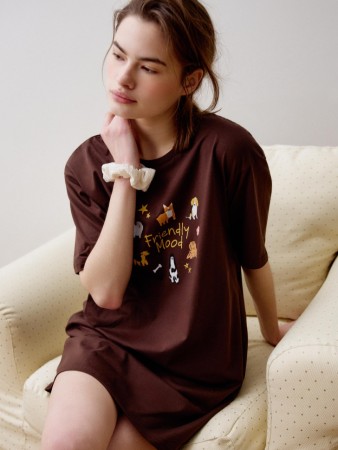 домашнее платье-футболка оверсайз с принтом фотография