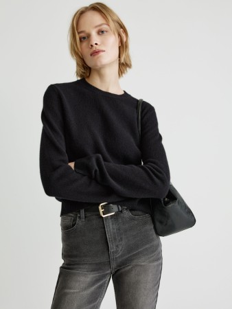 джемпер из 100% шерсти фотография