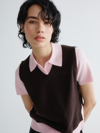 джемпер-поло с имитацией второго слоя в виде жилетки - женские джемперы шерстяные 