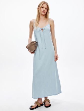 джинсовое платье макси на бретелях из смесового лиоцелла - платья и сарафаны из лиоцелла 