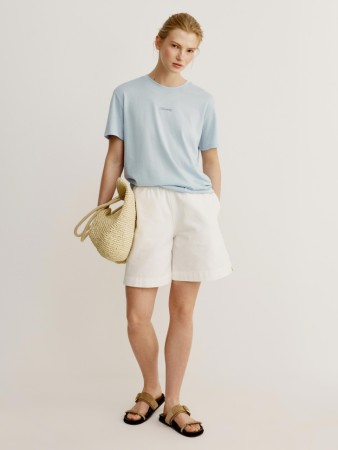 джинсовые шорты багги на резинке - женские шорты с разрезом 