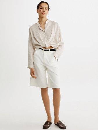 джинсовые шорты-бермуды премиум качества фотография