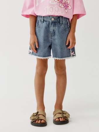 джинсовые шорты с кружевом и бантиками для девочек фотография