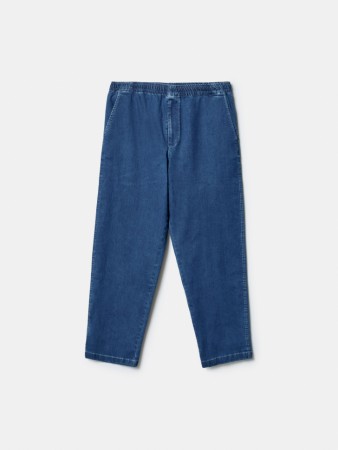 джинсы багги на резинке фотография