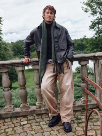джинсы baggy fit со средней посадкой фотография