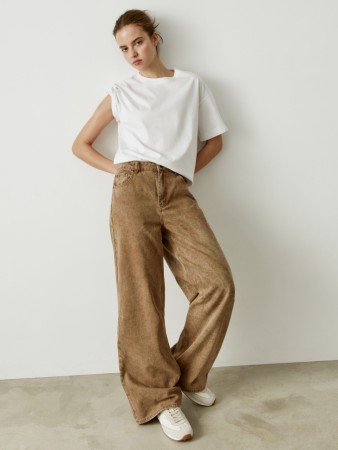 джинсы loose boyfriend - женская одежда с вытачками 