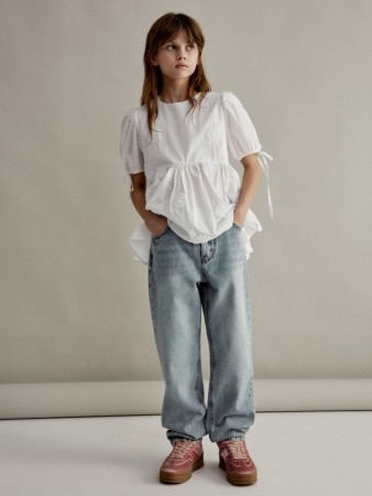 джинсы на резинке для девочек фотография