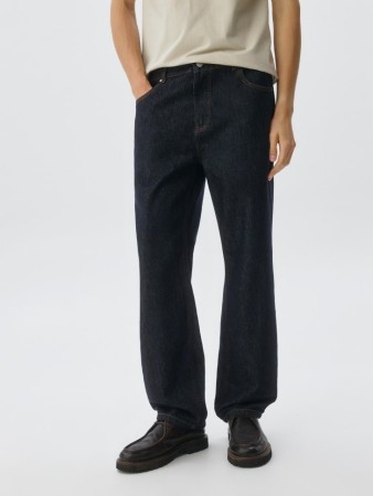 джинсы straight fit со средней посадкой фотография