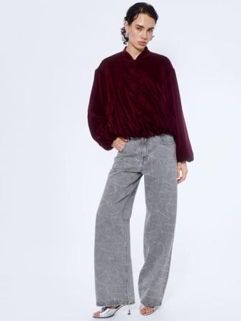 джинсы wide leg с подвесками и стразами - женская одежда джинсовая 