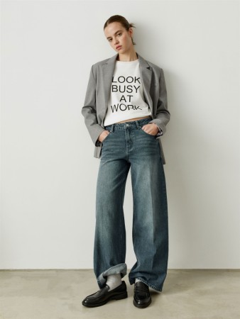 джинсы wide leg со стрелками фотография