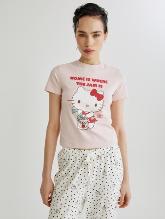 футболка для дома с принтом hello kitty фотография