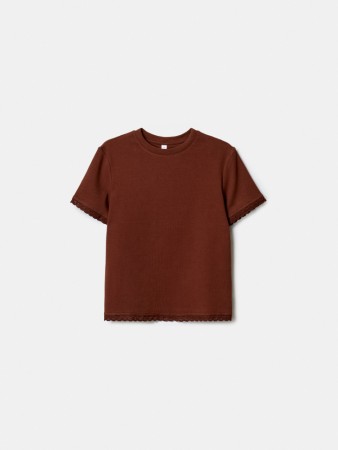 футболка из интерлока с ажурной окантовкой фотография