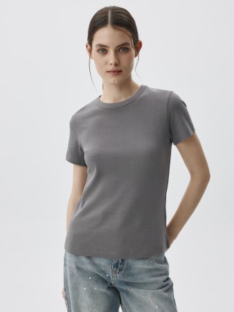 футболка kira slim fit фотография
