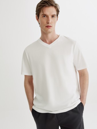 футболка марк прямого кроя фотография