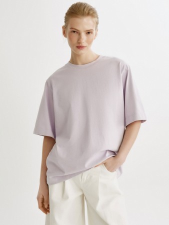 футболка оверсайз с кислотной стиркой фотография