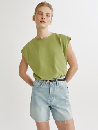 футболка оверсайз с коротким рукавом фотография