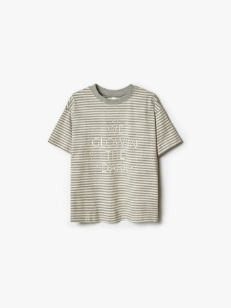 футболка оверсайз с принтом для девочек фотография