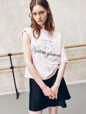 футболка оверсайз с принтом и вышивкой из линейки  young - детская одежда, обувь и аксессуары