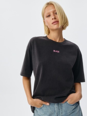 футболка оверсайз с текстовой вышивкой - женские футболки женские 