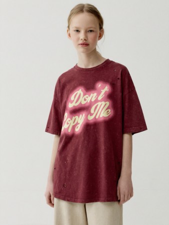 футболка оверсайз в стиле гранж для девочек фотография