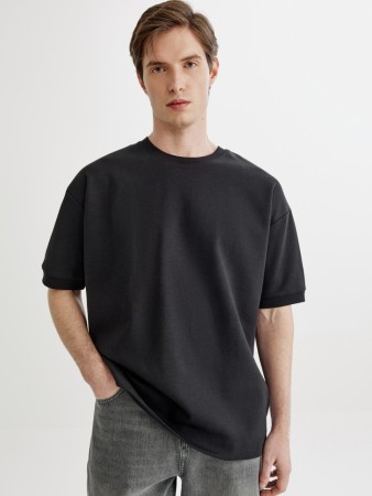 футболка оверсайз фотография