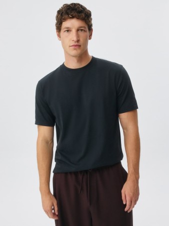футболка peter regular fit базовая фотография