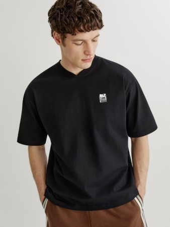 футболка прямого кроя с принтом hello kitty - мужская одежда, обувь и аксессуары в рубчик 