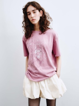 футболка с принтом и стразами из линейки sela young фотография