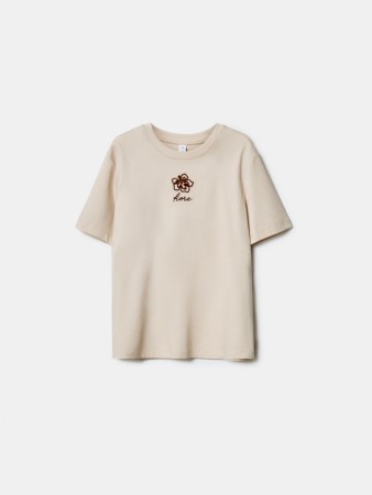 футболка с вышивкой прямого кроя фотография