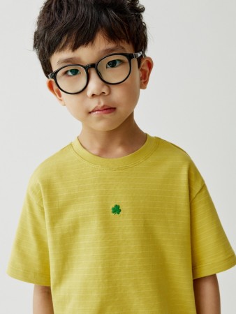 футболка в полоску для мальчиков фотография