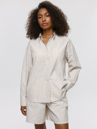 хлопковая рубашка оверсайз - женская пляжная одежда