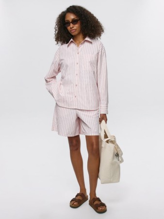 хлопковые шорты с патчем на поясе - женская одежда, обувь и аксессуары жаккардовая 