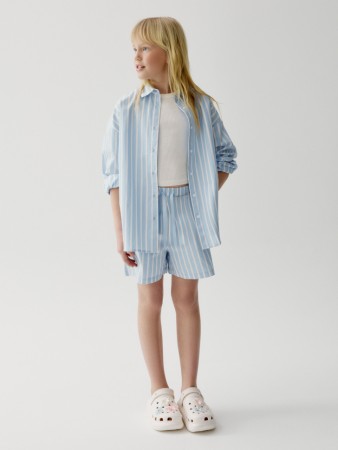 хлопковые шорты в полоску для девочек фотография