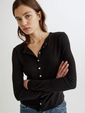 кардиган на пуговицах в рубчик - женские джемперы, свитеры и кардиганы из тенселя 