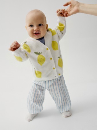 кардиган с принтом для малышей - джемперы, свитеры и кардиганы для малышей